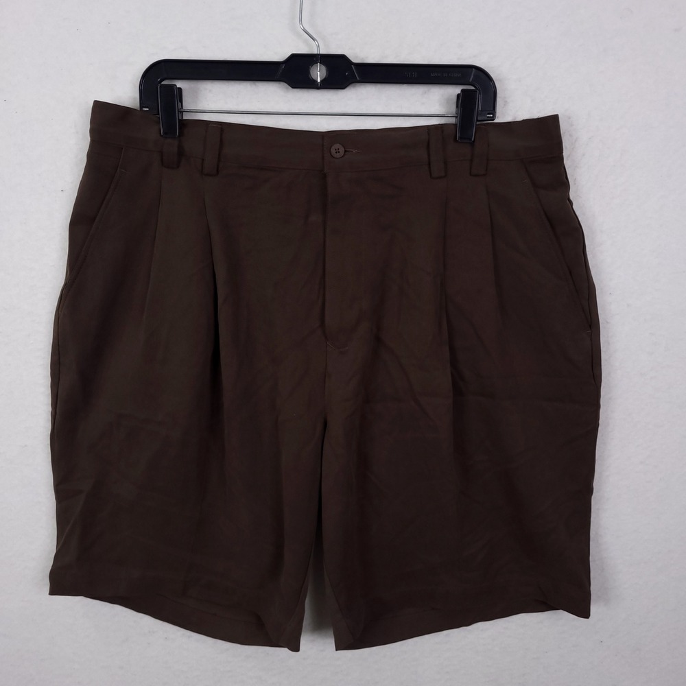 Tommy Bahama Relax Shorts Mens 38 Brown 100% Silk Pleated Front Casual Vocation